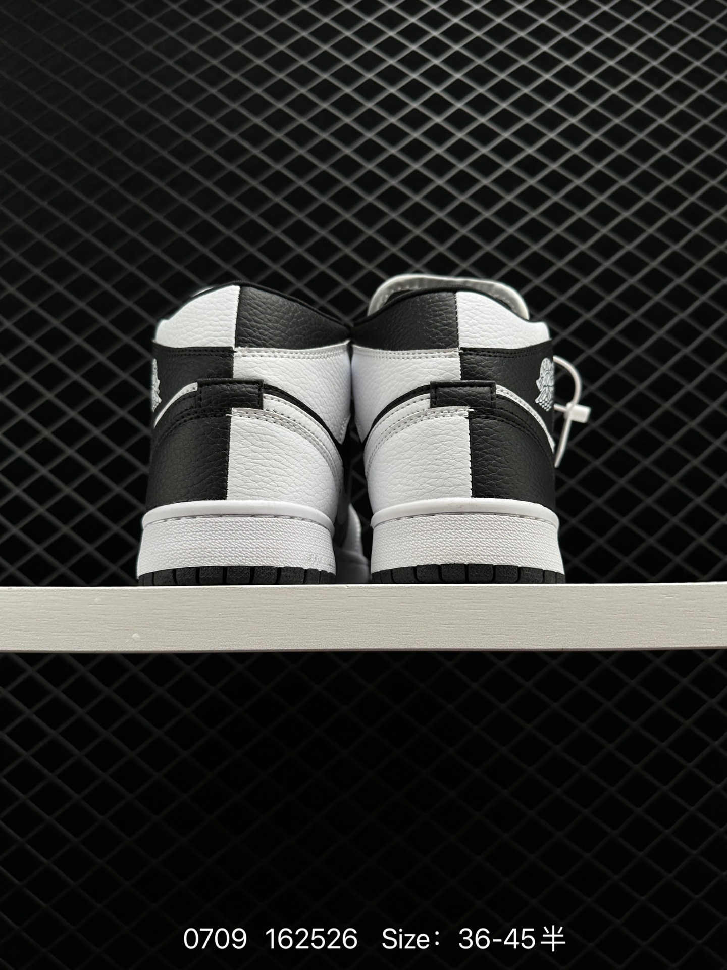 Nike Air Jordan 1 Low AJ1